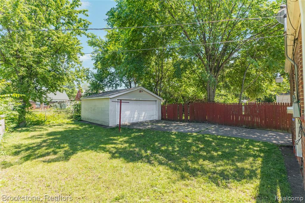 20214 Greeley Street, Highland Park, MI 48203 — Photo 32