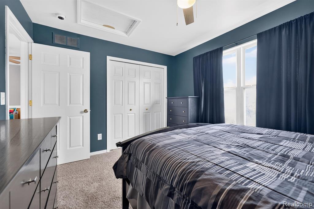 27681 MILL CREEK Drive, Brownstown, MI 48183 — Photo 18