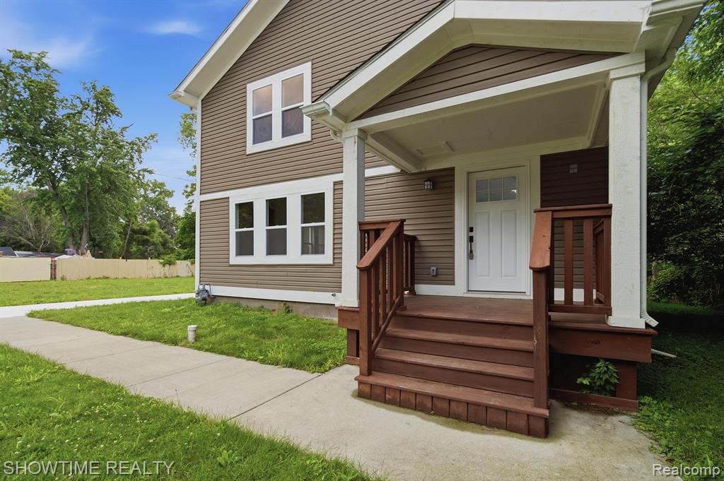 19320 Gaylord, Redford, MI 48240 — Photo 3