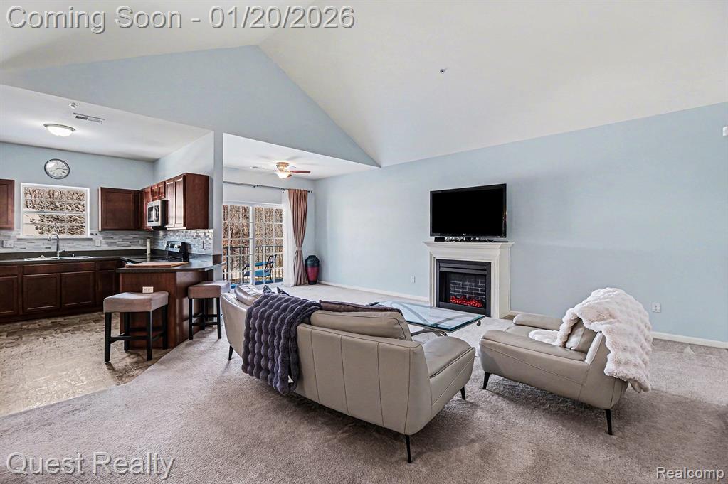 25998 Maritime Circle S, Harrison Township, MI — Photo 4