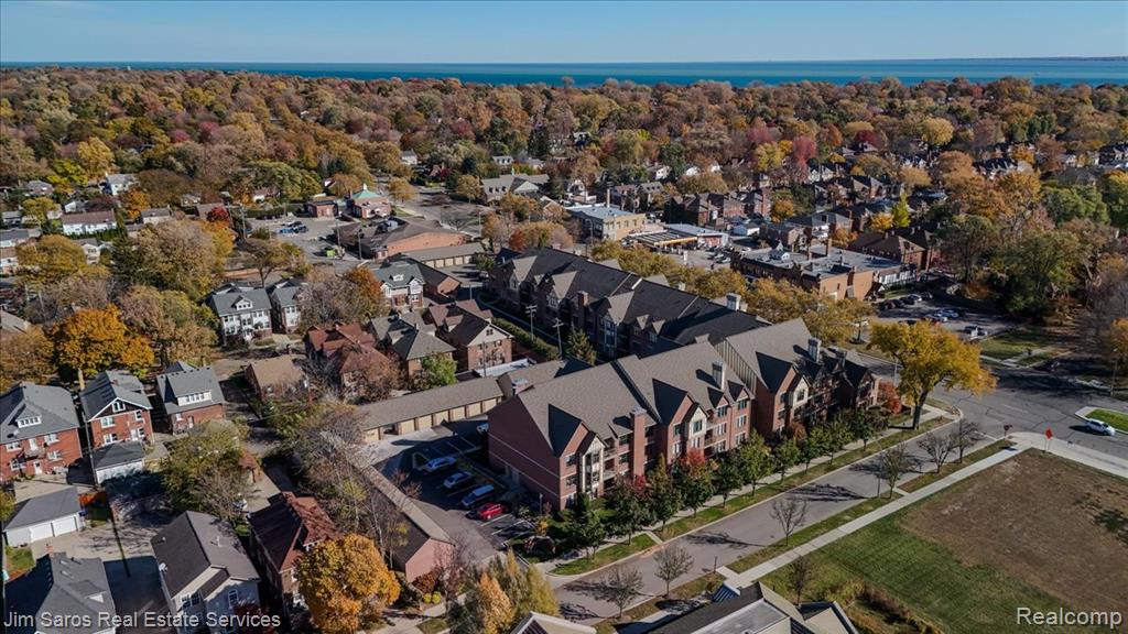 74 Pointe Park Place, Grosse Pointe Park, MI 48230 — front exterior
