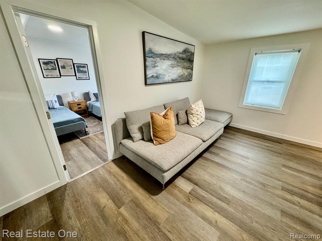 571 ANDRESEN Court, Hazel Park, MI 48030 — Photo 40