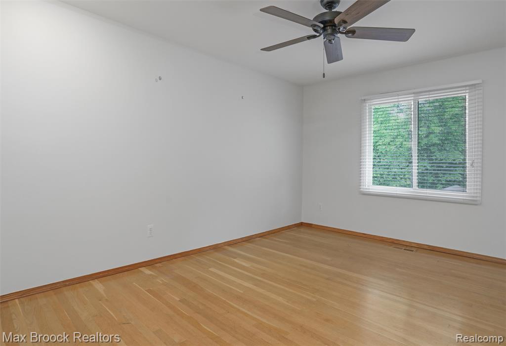 5844 INDEPENDENCE Lane, West Bloomfield, MI — Photo 30