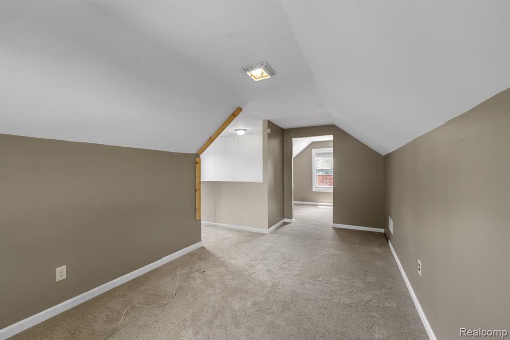 7641 Pelham Road, Allen Park, MI 48101 — Photo 15