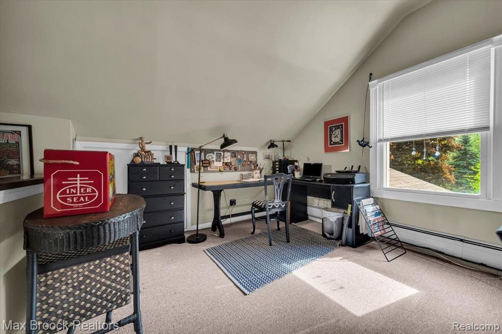 710 HARTLAND Drive, Troy, MI 48083 — Photo 19