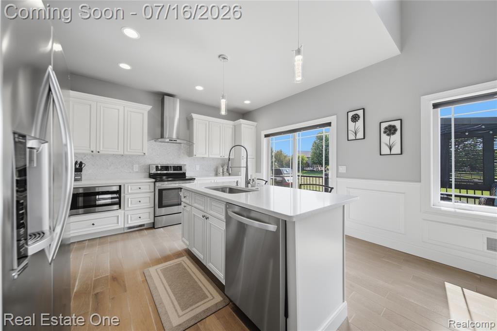 10641 Lone Oak Circle, Grand Blanc, MI 48439 — Photo 12