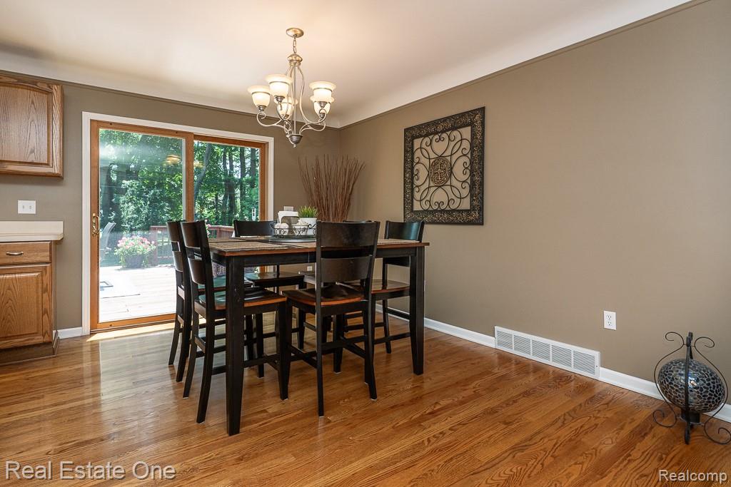471 Elmhill Road, Rochester Hills, MI 48306 — Photo 12