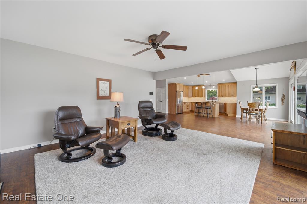 2939 Tamarack Lake Drive, Pinckney, MI 48169 — Photo 19