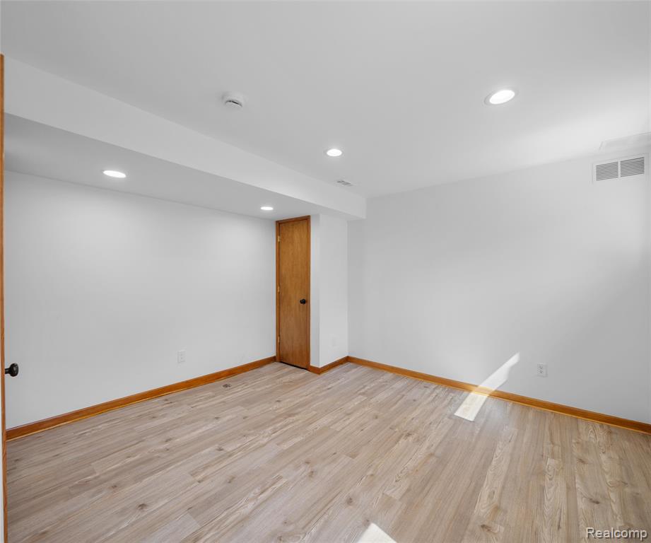 11252 Hiland Court, Pinckney, MI 48169 — Photo 50