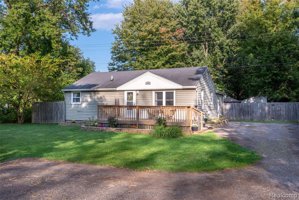 4034 Genesee, Genesee, MI 48506 — front exterior