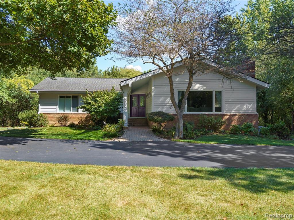 4351 Queens Way, Bloomfield Hills, MI 48304 — Photo 4