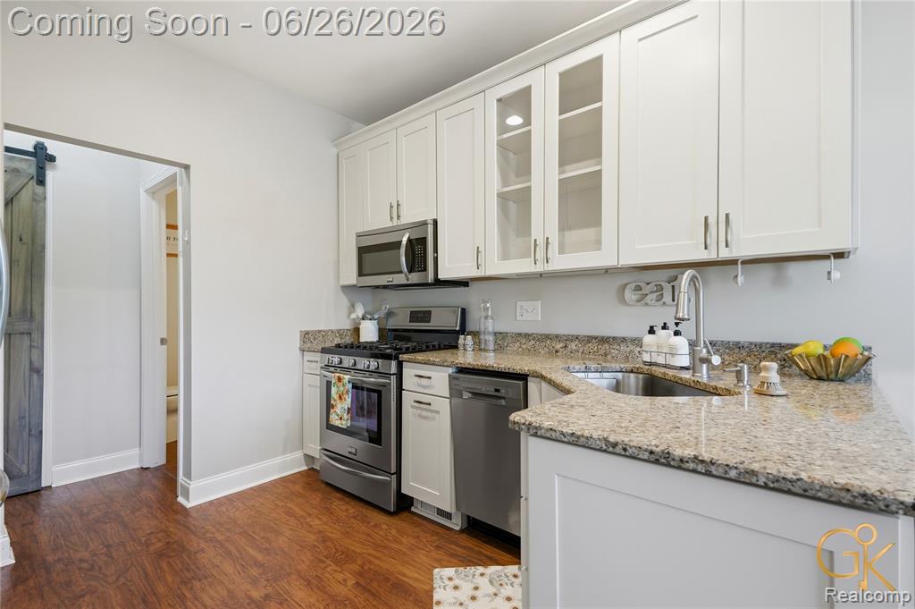 49613 Draper Circle, Plymouth, MI 48170 — Photo 16