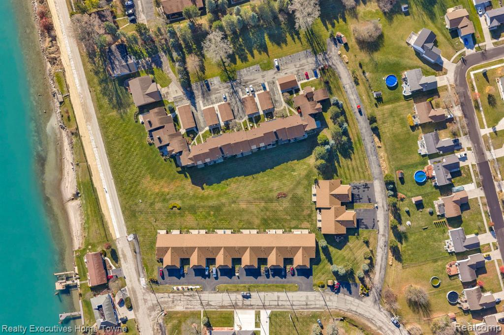 2500 River Apt 55 Road, 55, Marysville, MI 48040 — Photo 6
