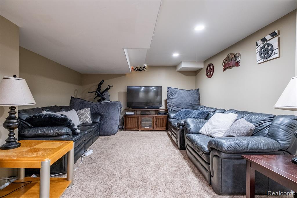2780 Ivy Hill Drive, Commerce Twp, MI 48382 — Photo 40