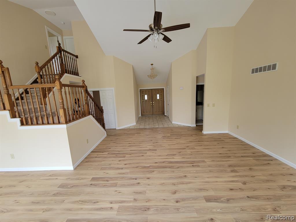 4640 SINGH Drive, Sterling Heights, MI 48310 — Photo 13