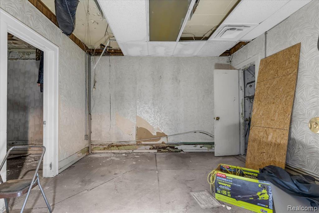 1330 E 7 Mile Road, Detroit, MI 48203 — Photo 37