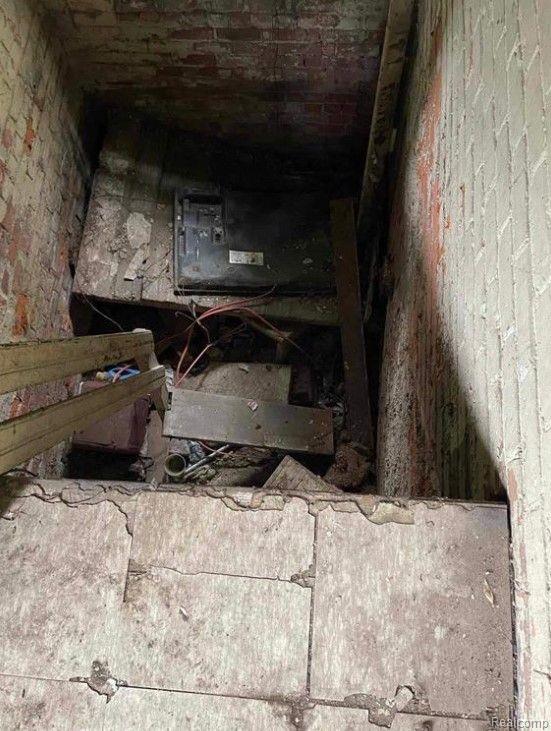 4331 ALLENDALE Street, Detroit, MI, 48204