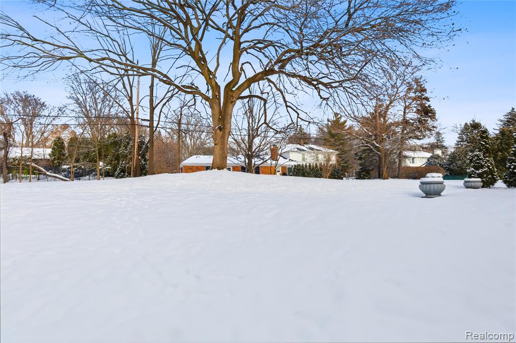 3873 Top View Court, Bloomfield, MI 48304 — Photo 30