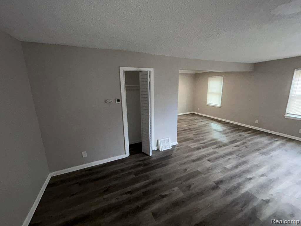20412 Steel Street, Detroit, MI 48235 — Photo 2