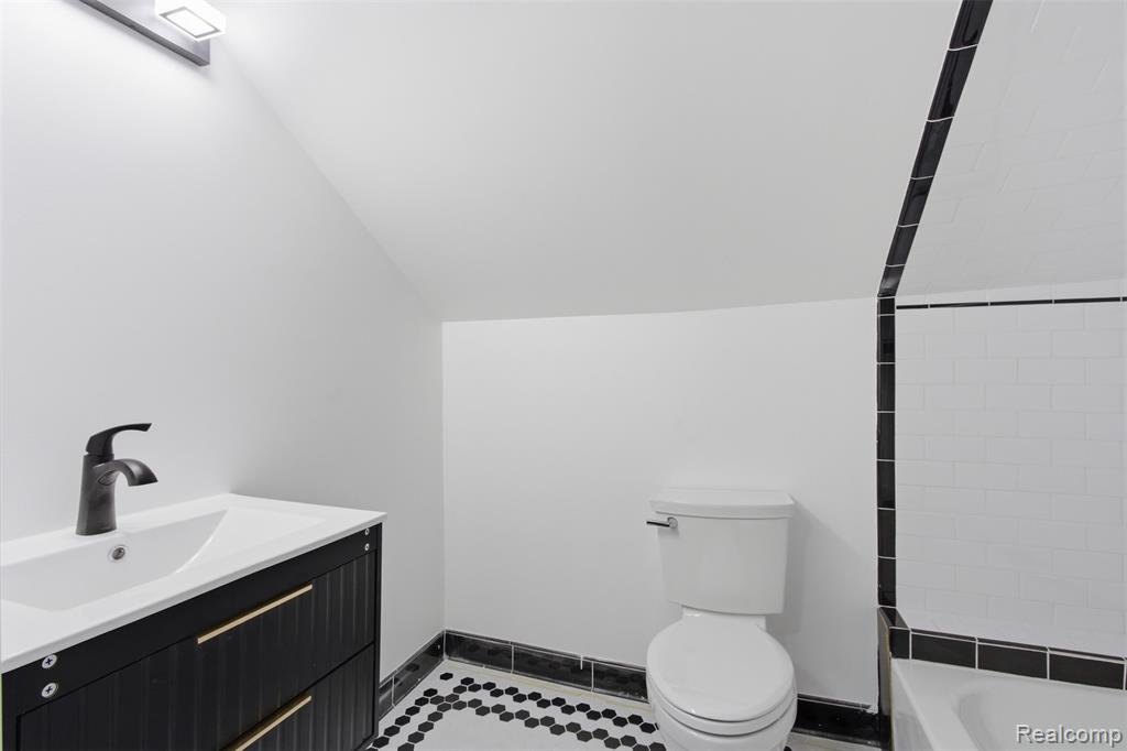 4635 John R Street, Detroit, MI 48201 — Photo 6