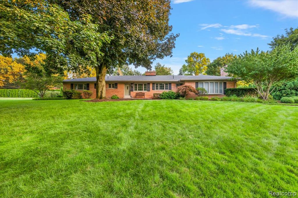 960 N Reading Road, Bloomfield Hills, MI 48304 — Photo 43