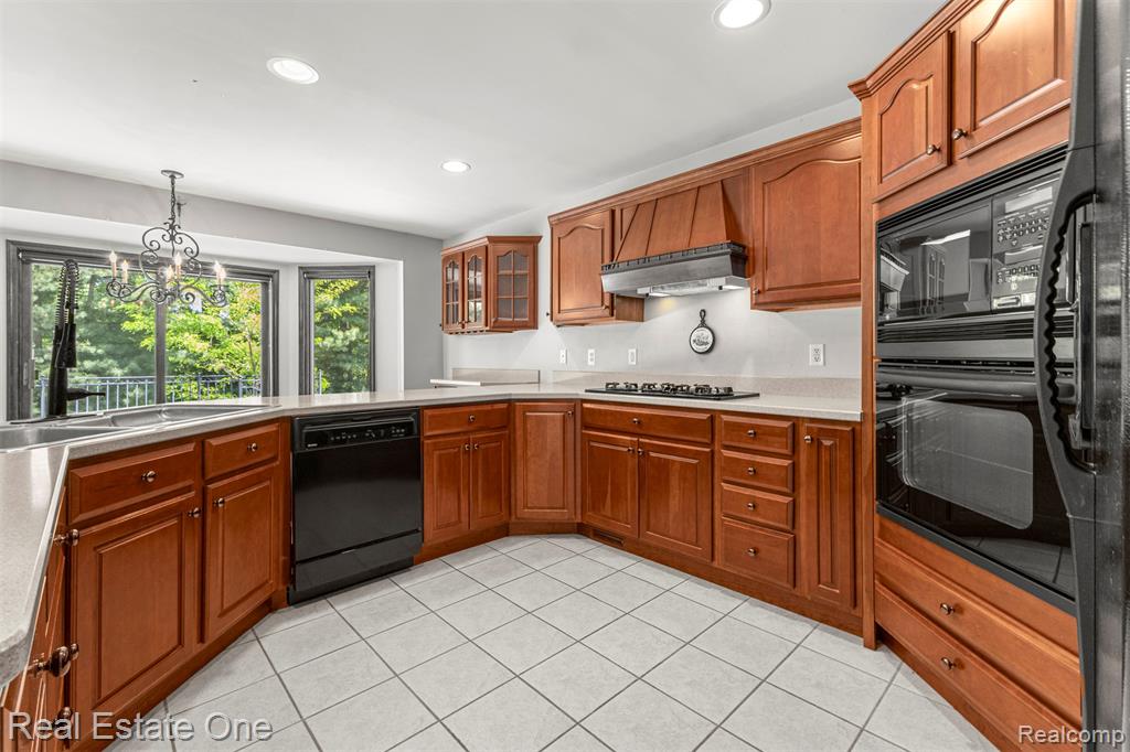 8329 Gray Street, Westland, MI — Photo 15