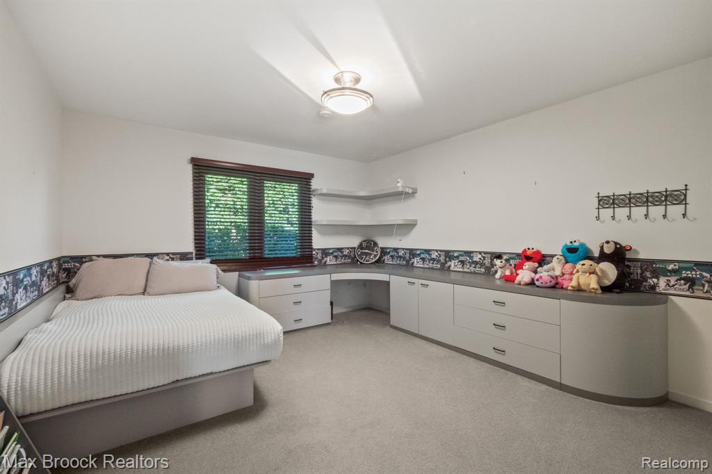 6566 Bristol Drive, West Bloomfield, MI — Photo 28