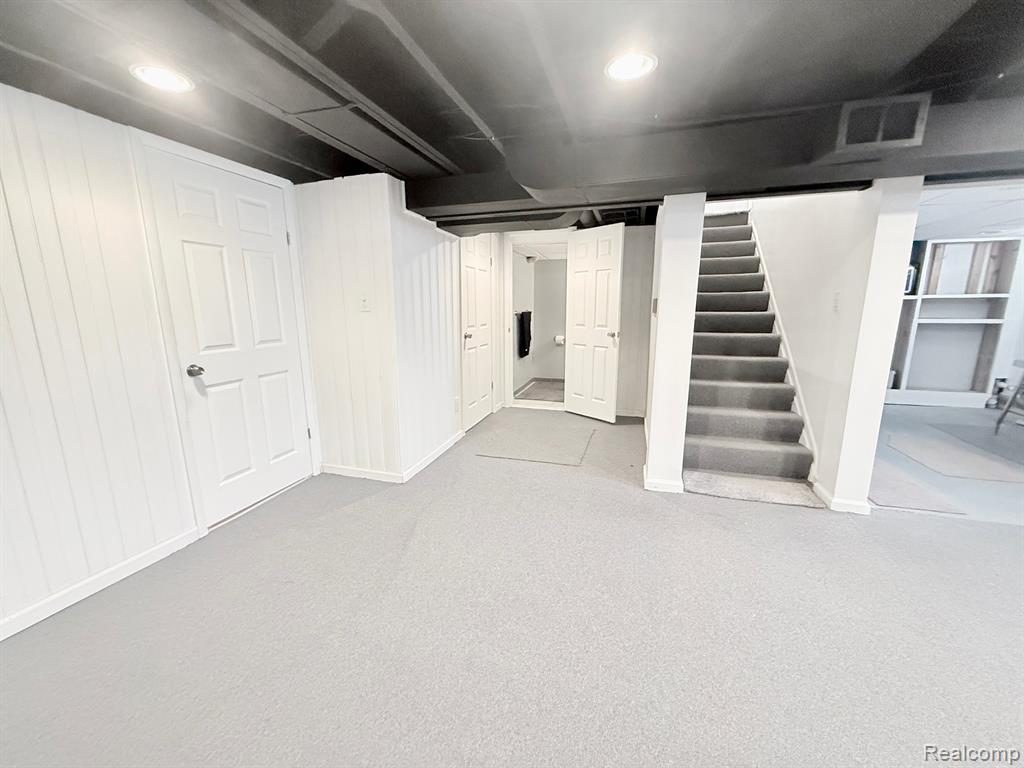 9222 FOX Avenue, Allen Park, MI 48101 — Photo 30