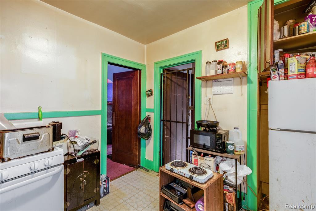4666 Lillibridge Street, Detroit, MI 48214 — Photo 18
