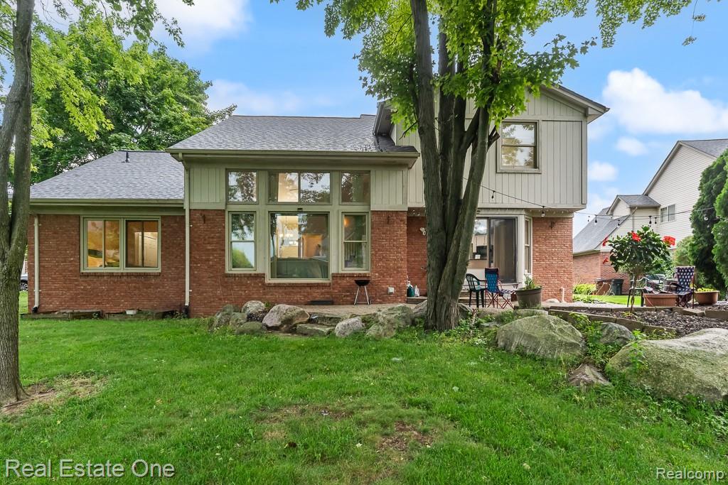 6778 Baytree Court, Shelby Twp, MI 48316 — Photo 3