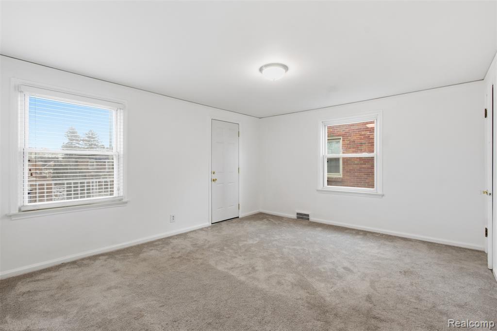 7758 Reuter Street, Dearborn, MI 48126 — Photo 16