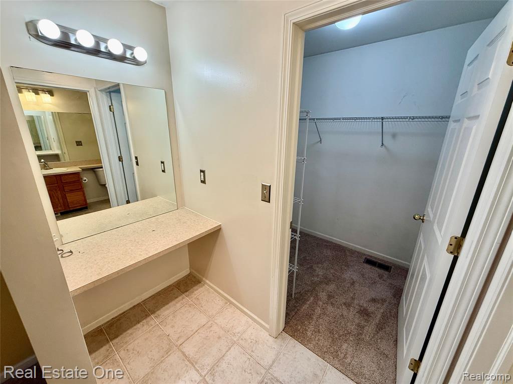 716 Palmer Drive, Pontiac, MI 48342 — Photo 17