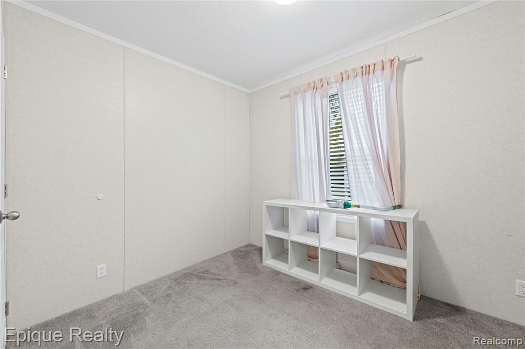 83 Elm Avenue, Highland, MI — Photo 12