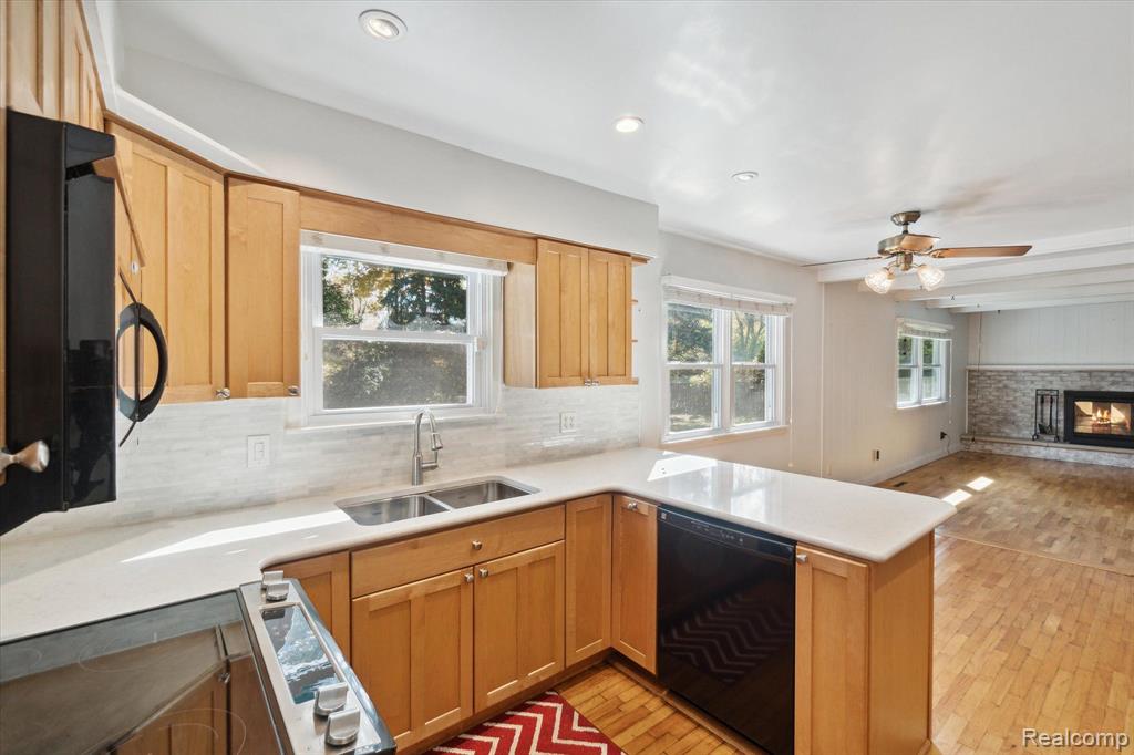 4269 POST Drive, Flint, MI 48532 — Photo 12