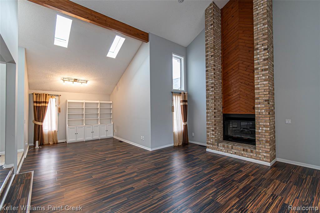 5700 Point Of The Woods Drive, West Bloomfield, MI 48324 — Photo 17