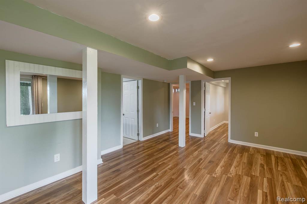 7709 Shelley Drive, Clarkston, MI 48348 — Photo 41