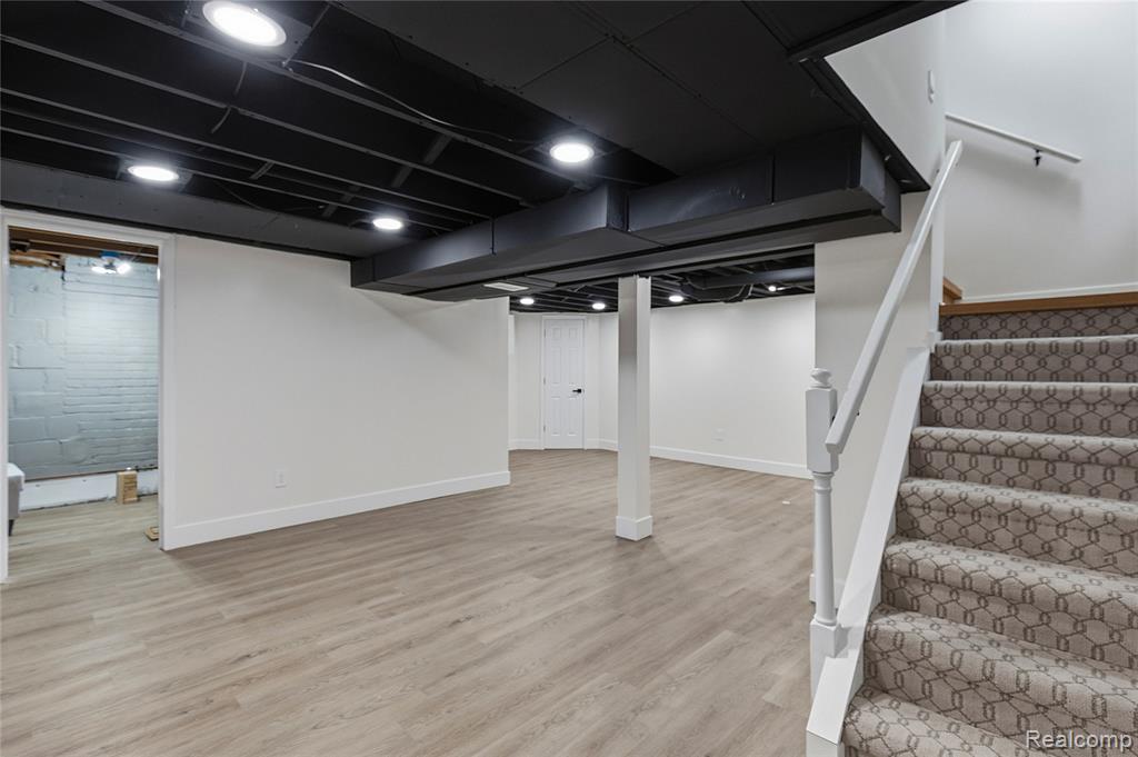 511 Gardenia Avenue, Royal Oak, MI 48067 — Photo 19