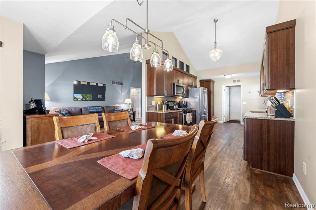 5514 Greenway Drive, Trenton, MI 48183 — Photo 10
