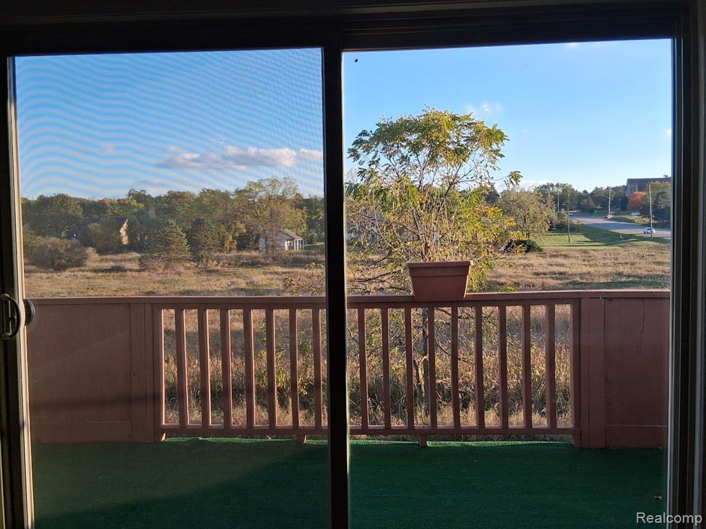 8504 Pepper Ridge Drive, Grand Blanc, MI 48439 — Photo 23