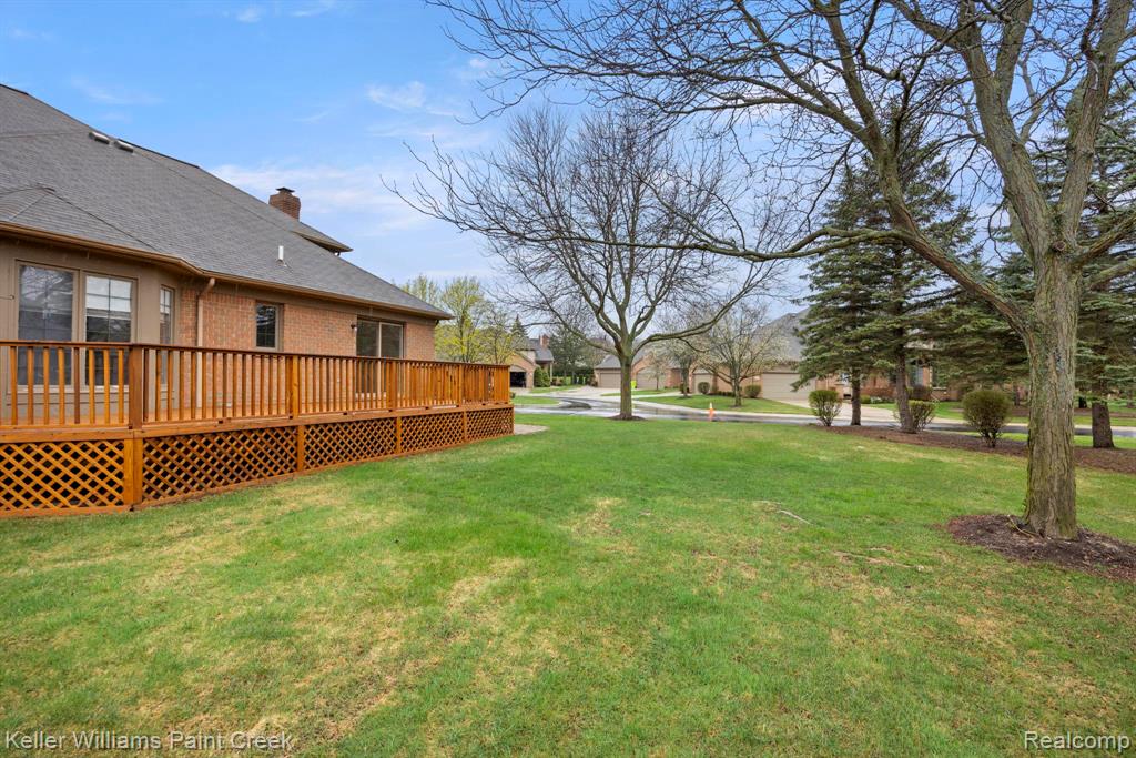 54710 Bellingham Drive, Utica, MI 48316 — Photo 39