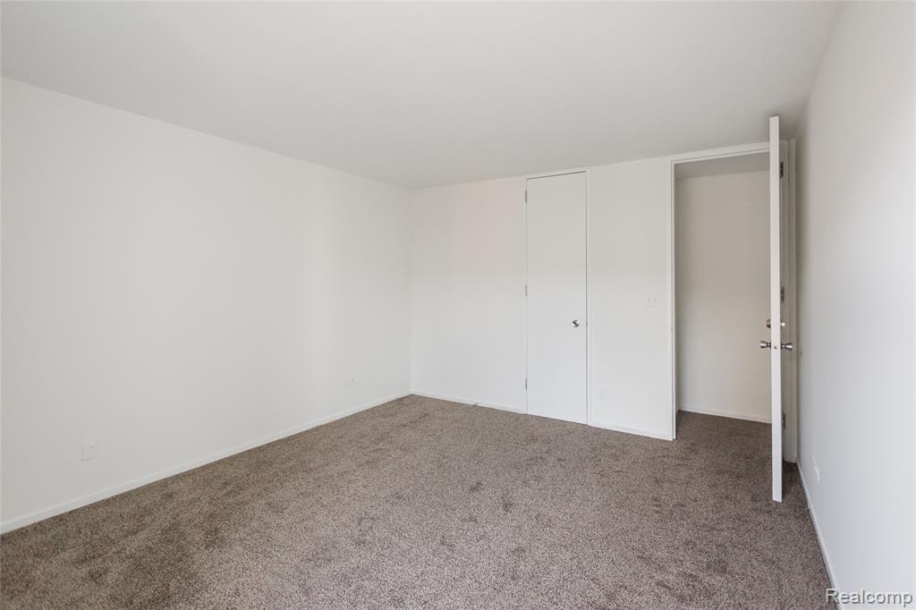 8200 E Jefferson Avenue, 1605, Detroit, MI 48214 — Photo 11