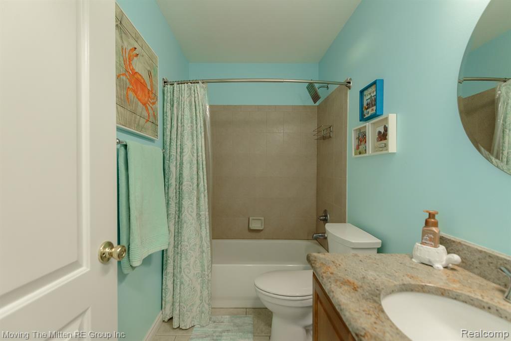 17449 Ava Court, New Boston, MI 48164 — Photo 30