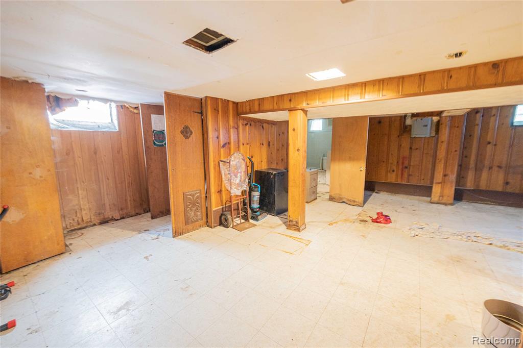 9966 Ward Street, Detroit, MI 48227 — Photo 10