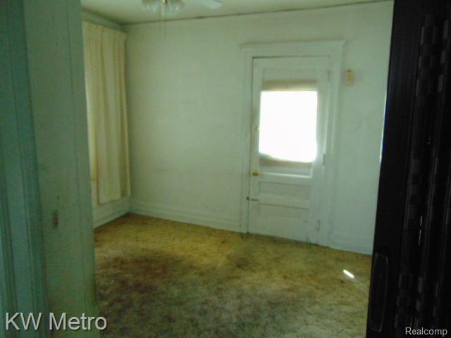 4791 SAINT CLAIR Street, Detroit, MI 48214 — Photo 4