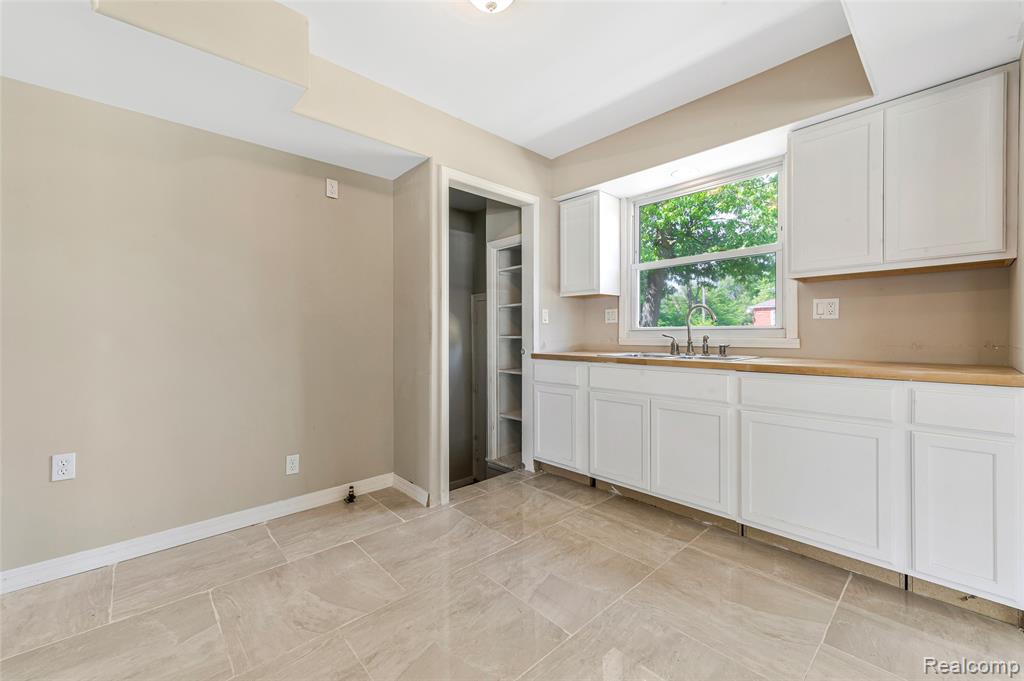 8539 Desoto Street, Detroit, MI 48238 — Photo 13