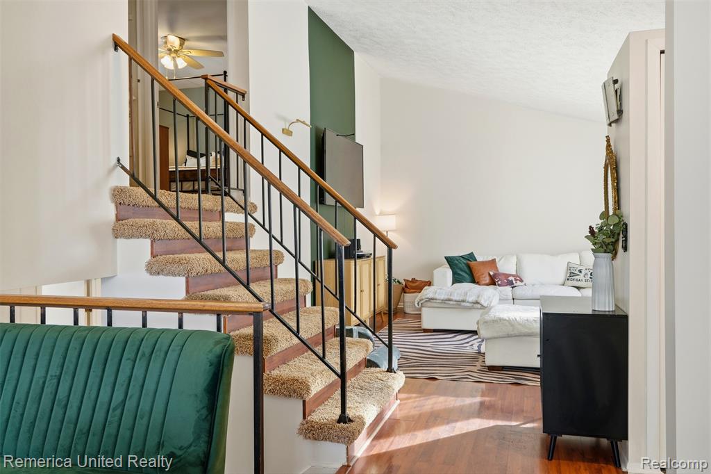 968 Touraine Avenue, East Lansing, MI 48823 — Photo 9