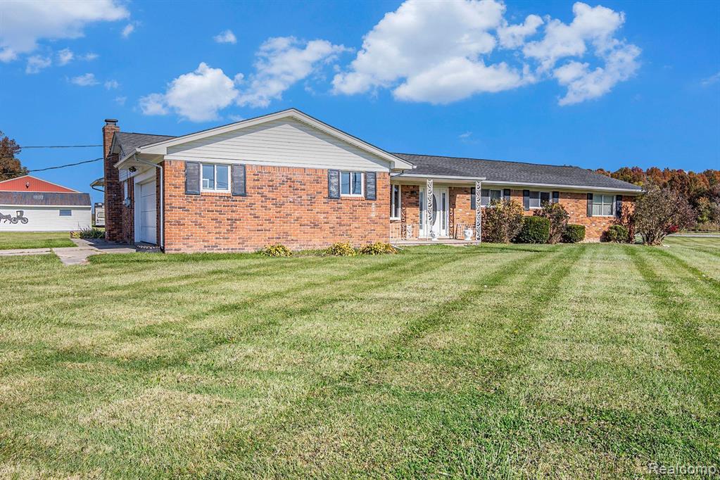 9176 MEISNER Road, Casco, MI 48064 — Photo 32