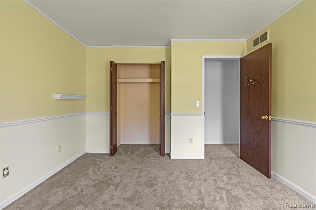 643 Pine Tree Court, Walled Lake, MI 48390 — Photo 19