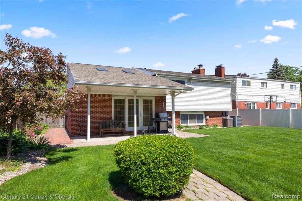 4669 PARKSIDE Boulevard, Allen Park, MI 48101 — Photo 35