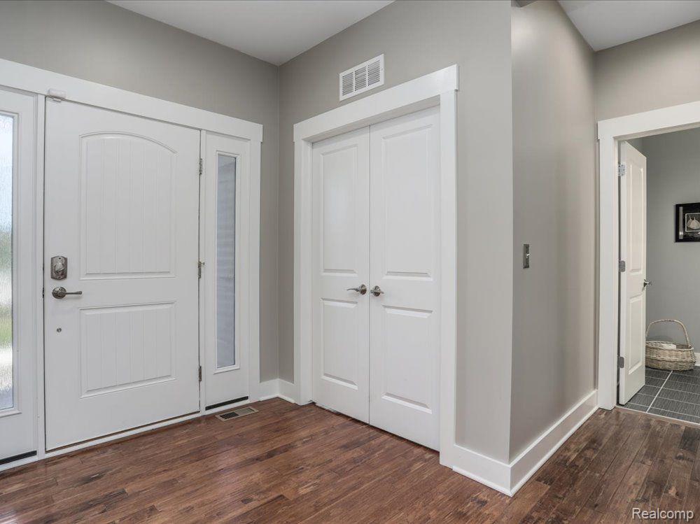 50565 Mayfield East Court, Canton, MI 48187 — Photo 7